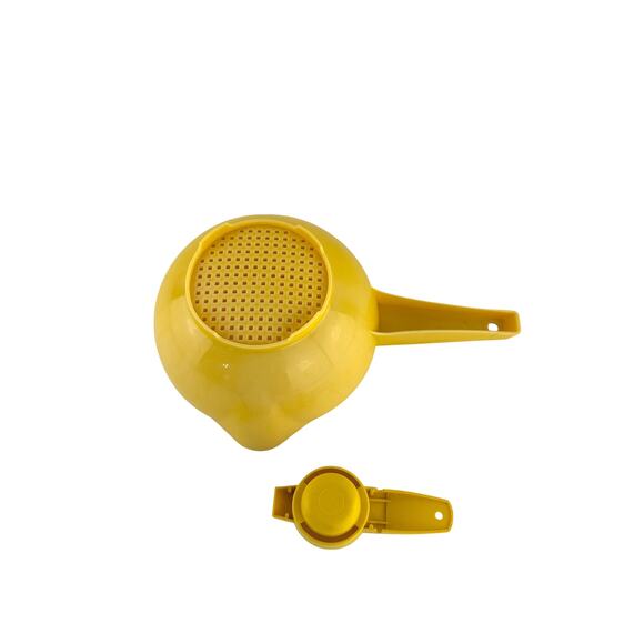 Tupperware Yellow Egg Separator 779-11 and Small Colander Strainer 1200-4 - Picture 4 of 10
